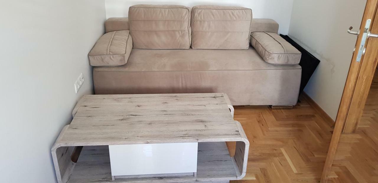 Simanic Appartment Sarajevo Bagian luar foto